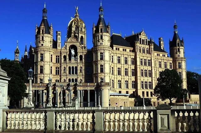 Appartement Mit Garten Zentral Schwerin  fotorgafie